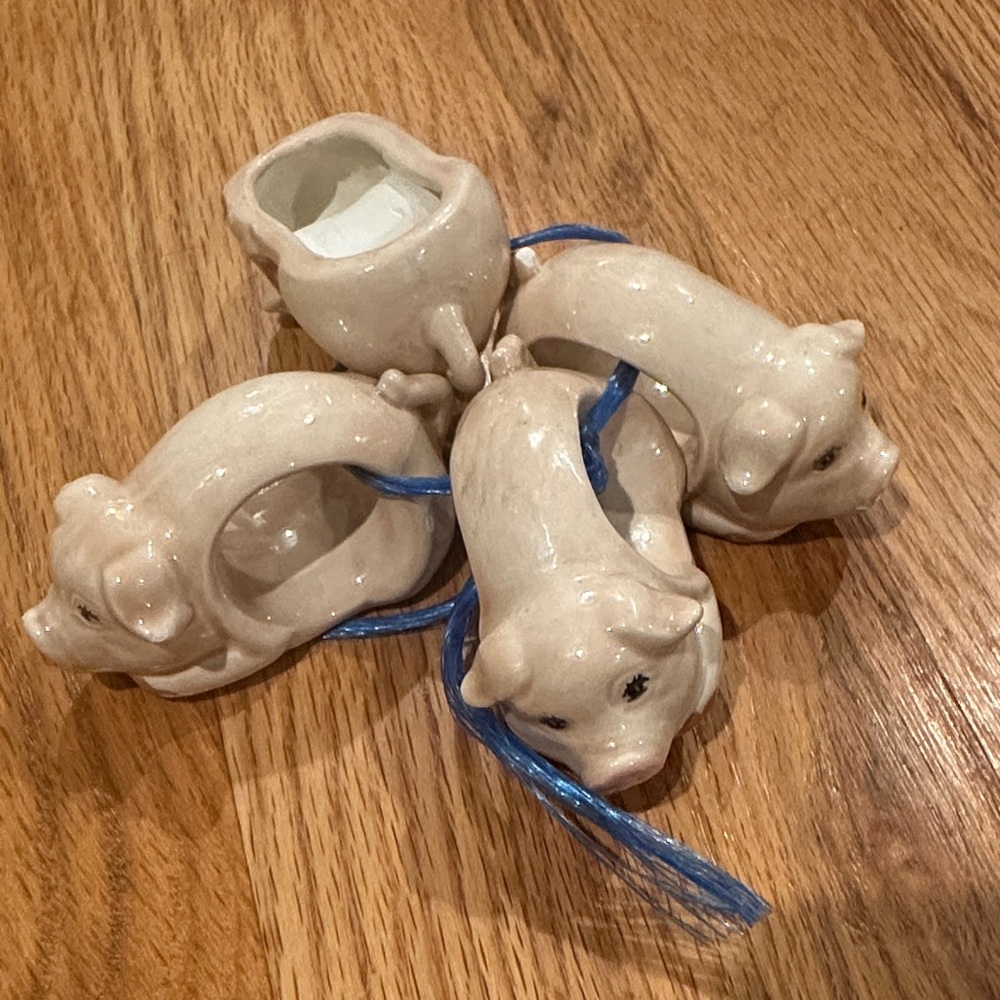 Ceramic Pig Napkin Rings Set